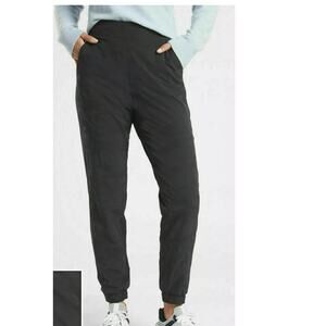 EUC Athleta Brooklyn Lined Joggers Sz 8 Black Camo